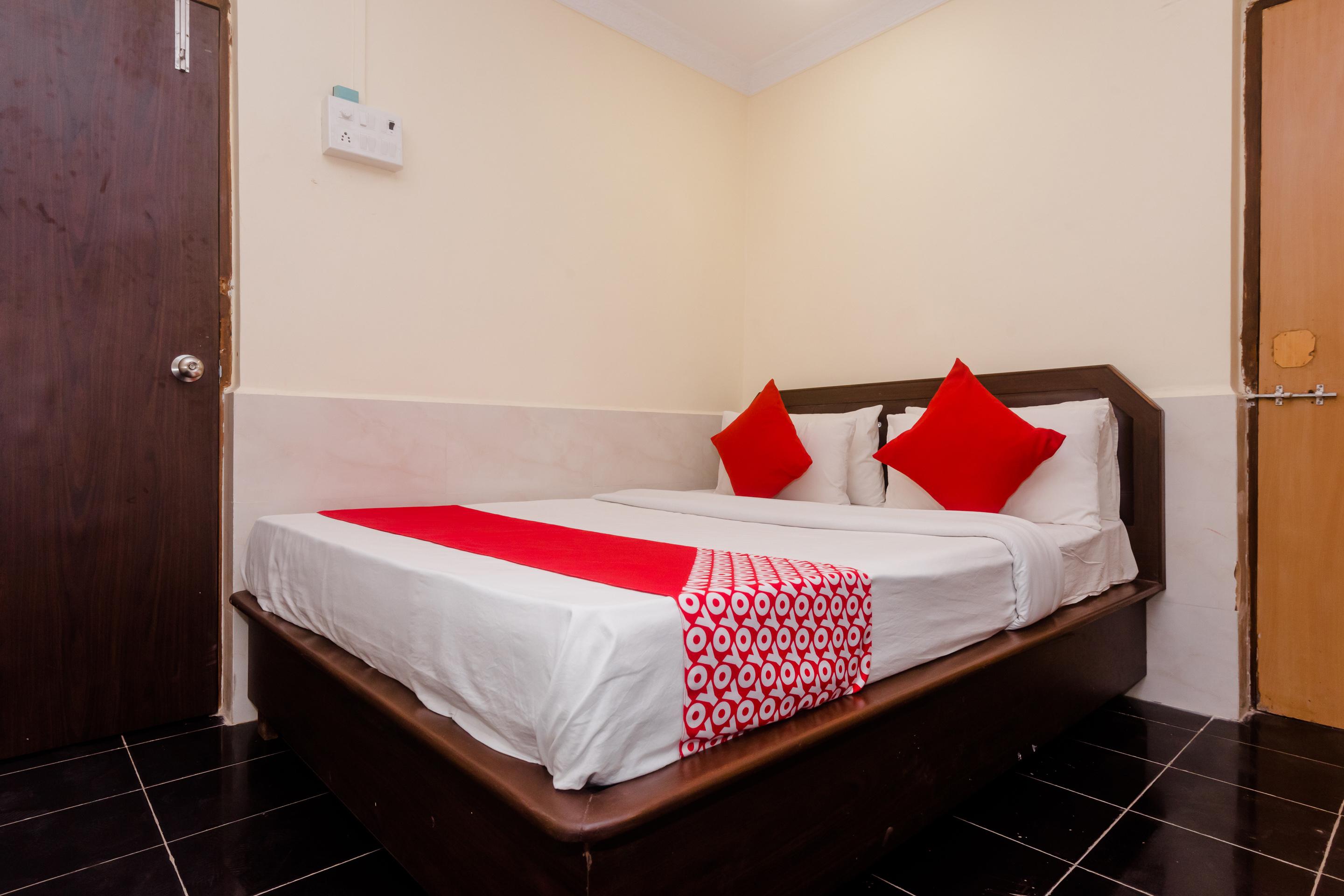 Hotel O Manori Resort Екстериор снимка