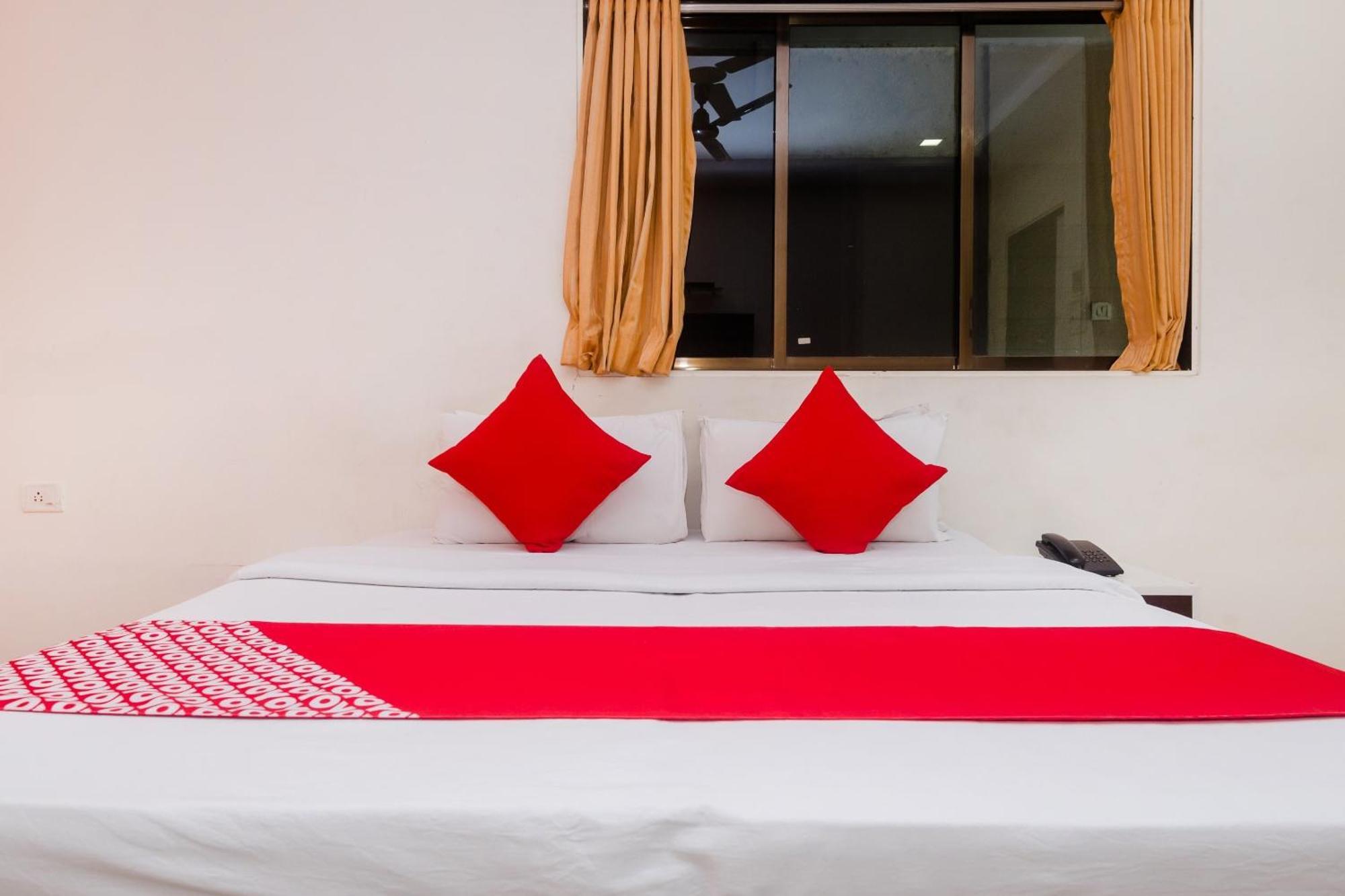 Hotel O Manori Resort Екстериор снимка